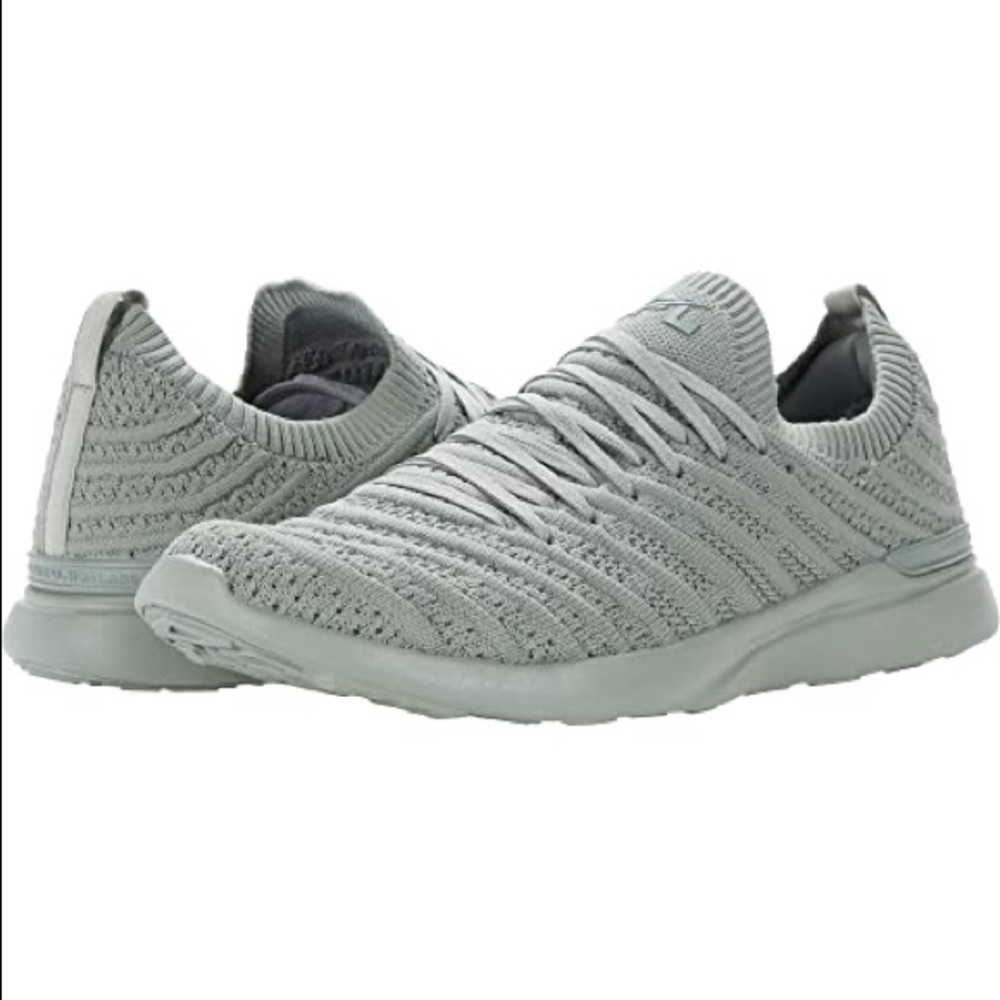 APL Women’s TechLoom Wave in Shadow Green, US8.5